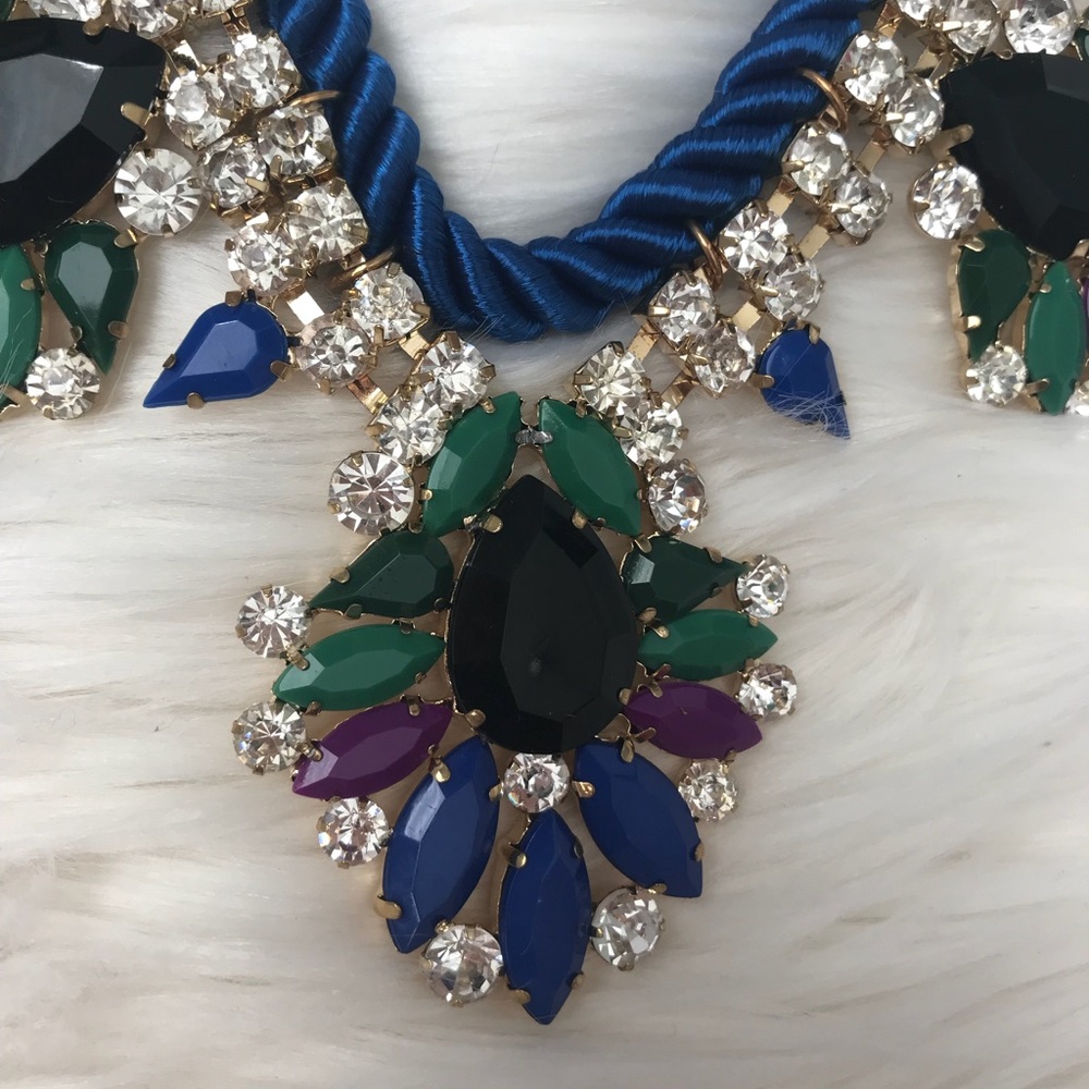 statement necklace